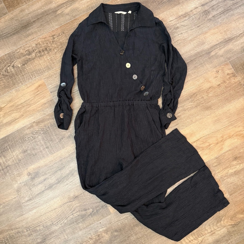 Soft Surroundings‎ Cannes Jumpsuit Womens M Roll Tab Sleeves Black Buttons Crepe